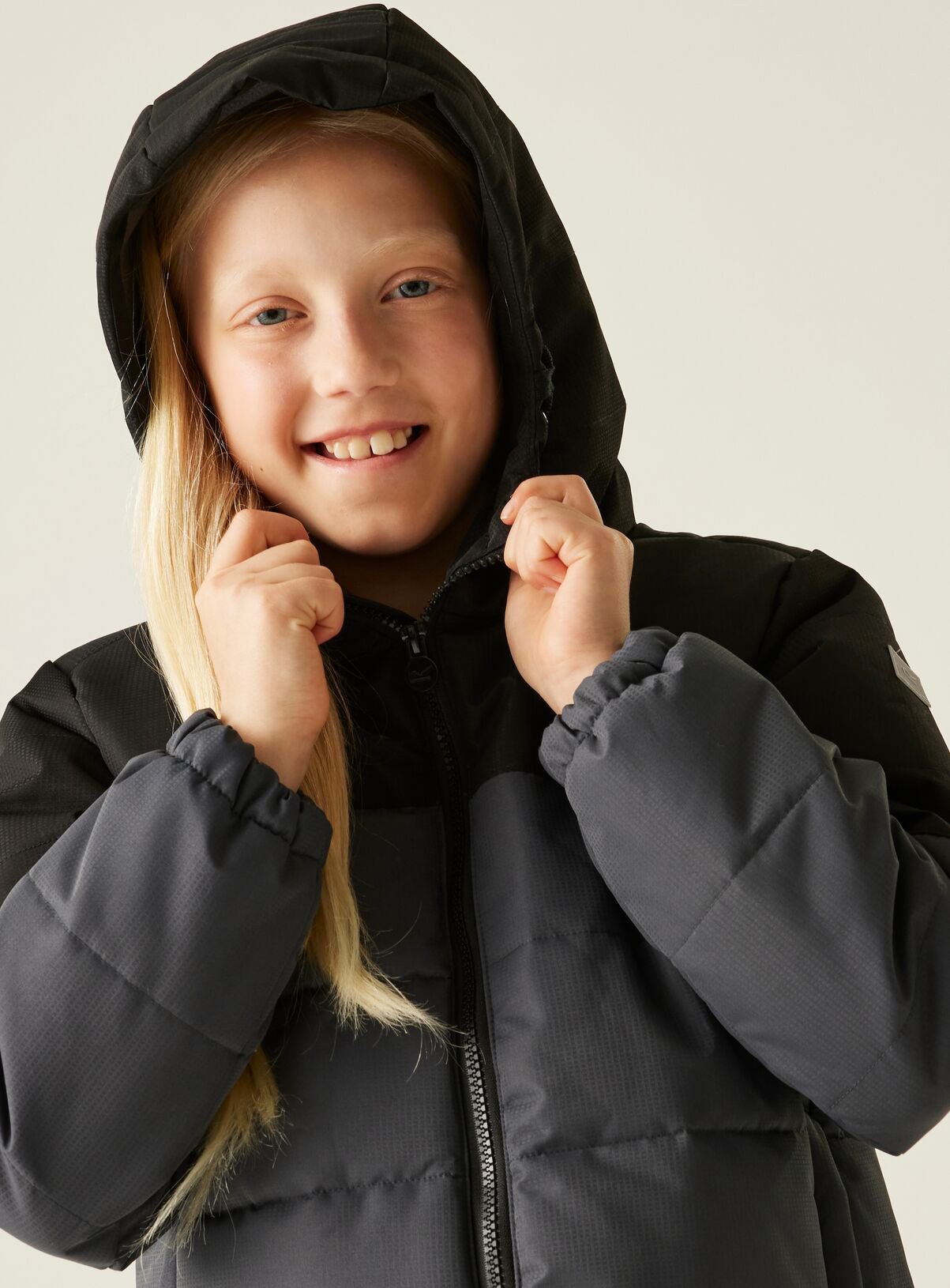 REGATTA Lofthouse Water Repellent Insulated Jacket Grey 5-6 Years - Image 4 thumbnail